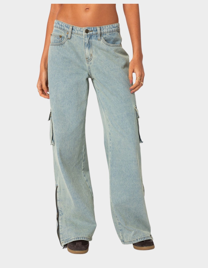 EDIKTED Andi Low Rise Cargo Jeans image number 3