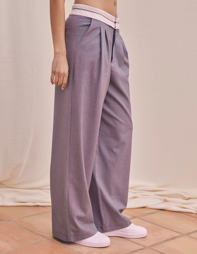WEST OF MELROSE Pleated Baggy Womens Trousers image number 2