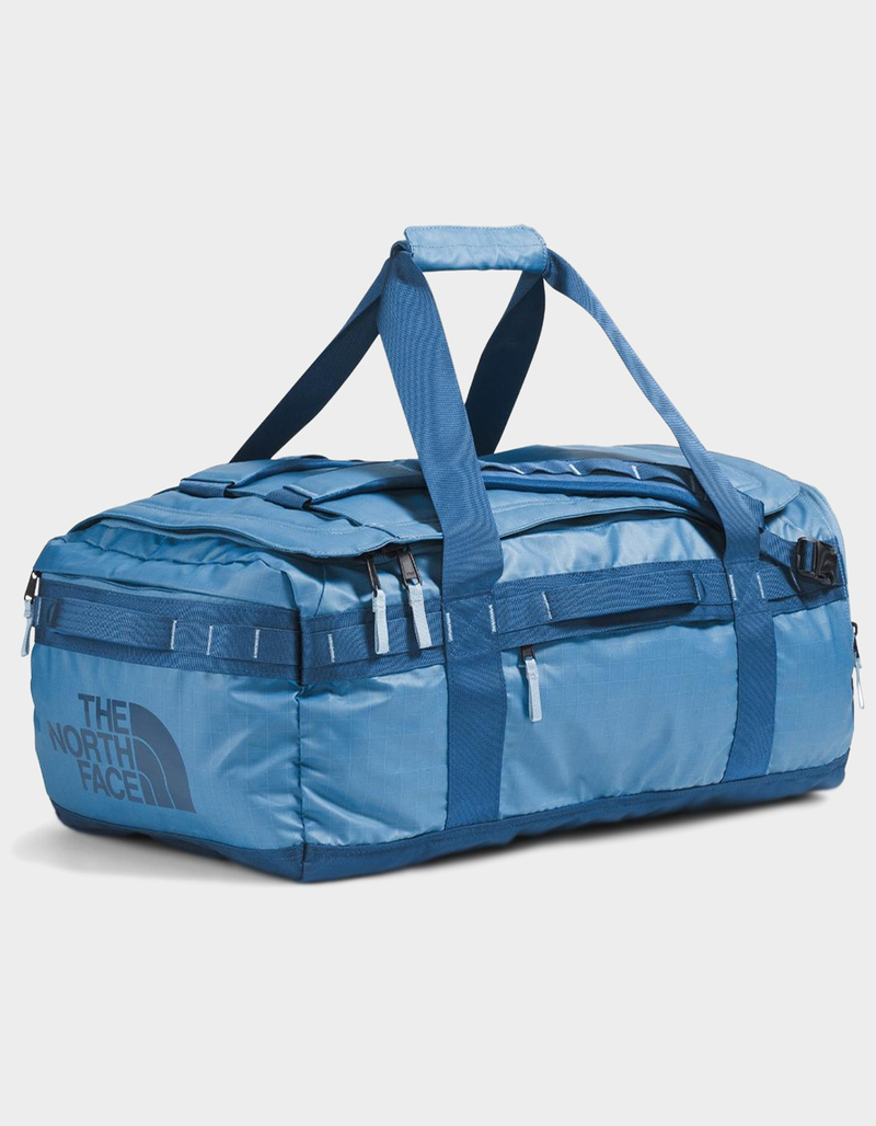 THE NORTH FACE Base Camp Voyager 32L Duffle Bag image number 0