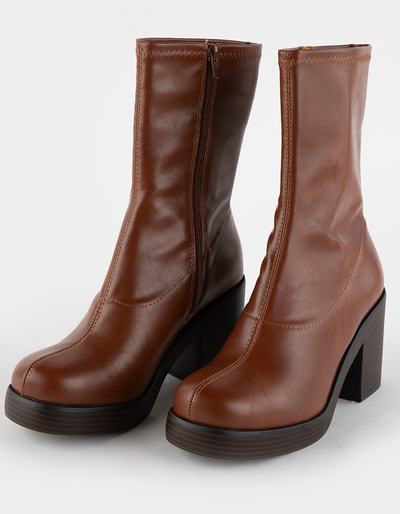 SODA Stretch Faux Leather Womens Boots image number 0