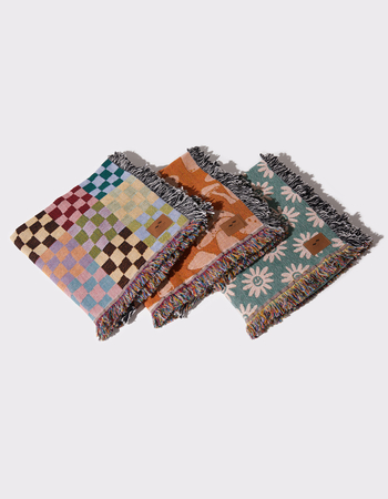 SLOWTIDE Checkmate Tapestry Blanket