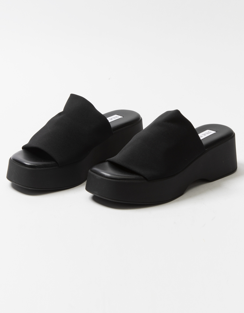 STEVE MADDEN Slinky30 Womens Platform Slide Sandals image number 0