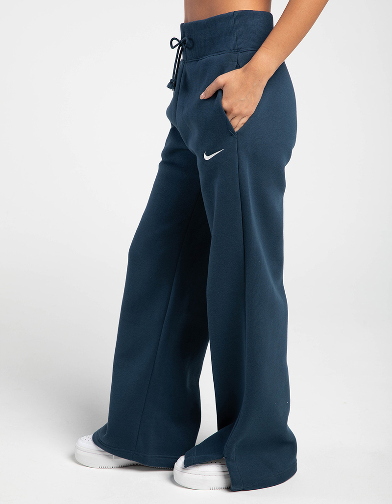 NIKE Sportswear Phoenix Womens Wide Leg Fleece Sweatpants image number 2