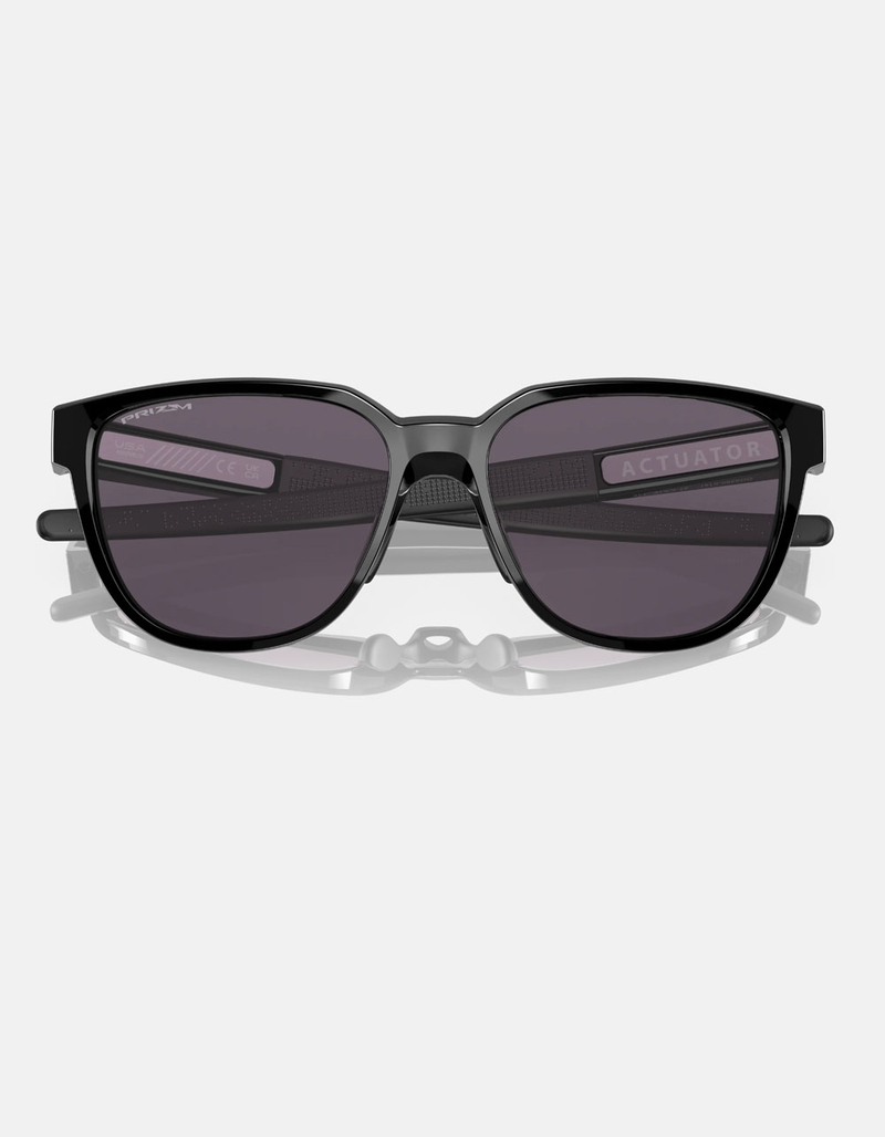 OAKLEY Actuator Sunglasses image number 4