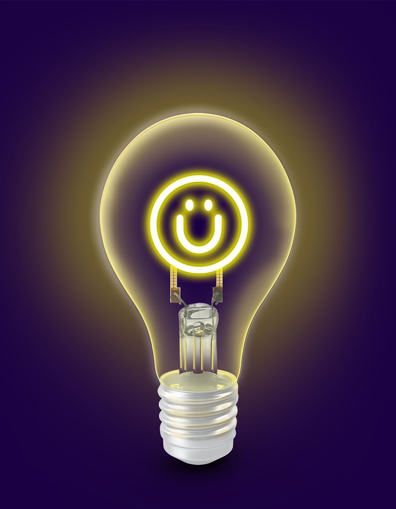 TRNDY TECH Smiley Filament LED Light Bulb image number 0