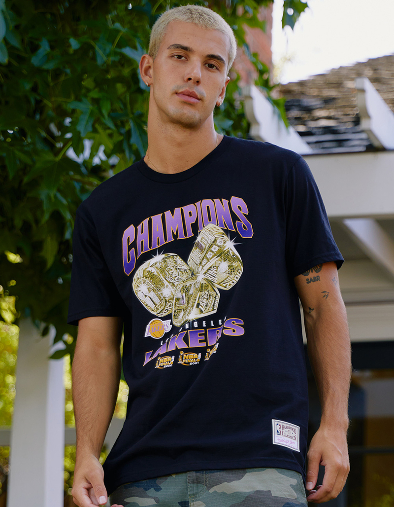 MITCHELL & NESS Los Angeles Lakers Champions Mens Tee image number 3