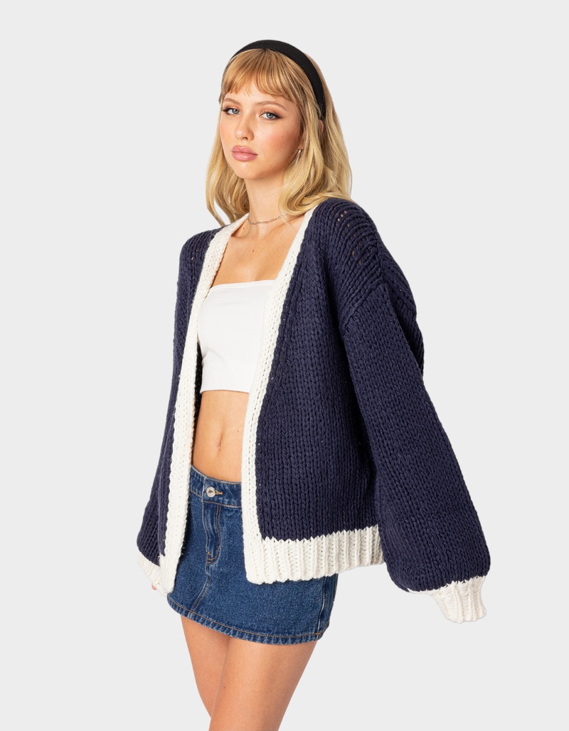EDIKTED Contrast Chunk Knit Womens Cardigan image number 2