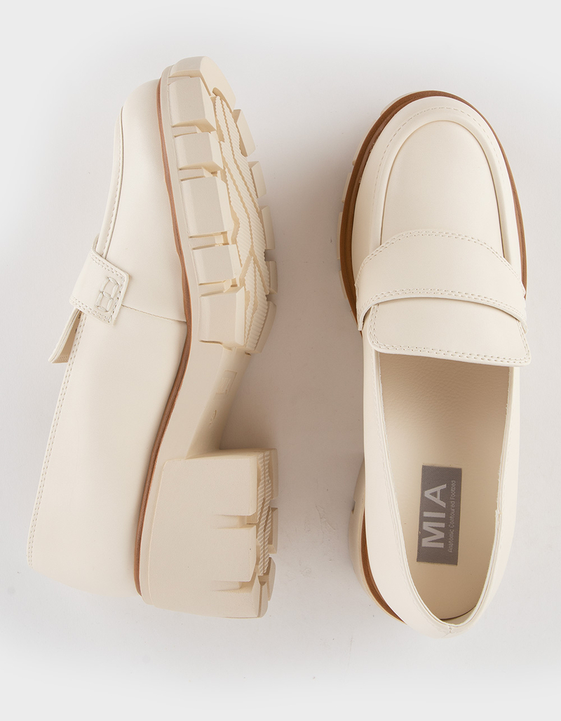 MIA Robbin Platform Womens Loafers image number 4