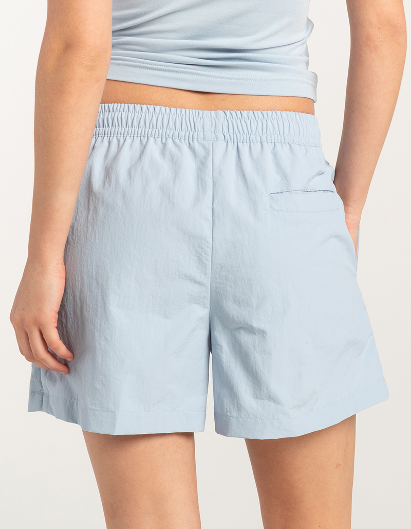 NIKE Sportswear Everything Woven Womens Shorts image number 3