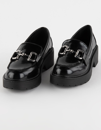 MADDEN GIRL Carter Womens Loafers Primary Image