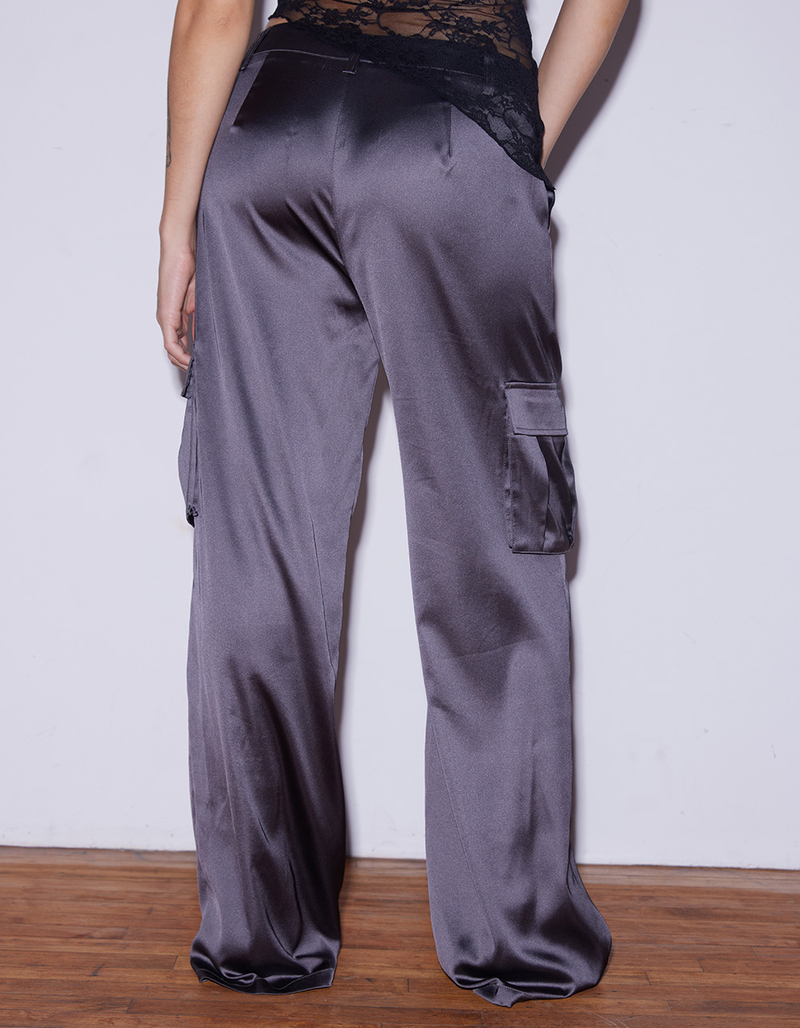 WEST OF MELROSE Womens Satin Cargo Pants image number 4