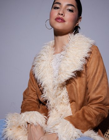 WEST OF MELROSE Fur Trimmed Womens Jacket Primary Image