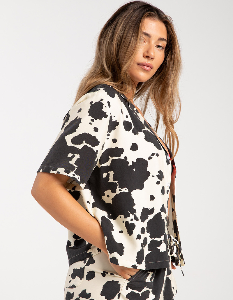 DUVIN Cow Womens Crop Button Up Shirt image number 2