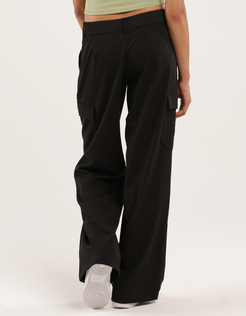 MOTEL Abba Womens Low Rise Cargo Pants image number 3