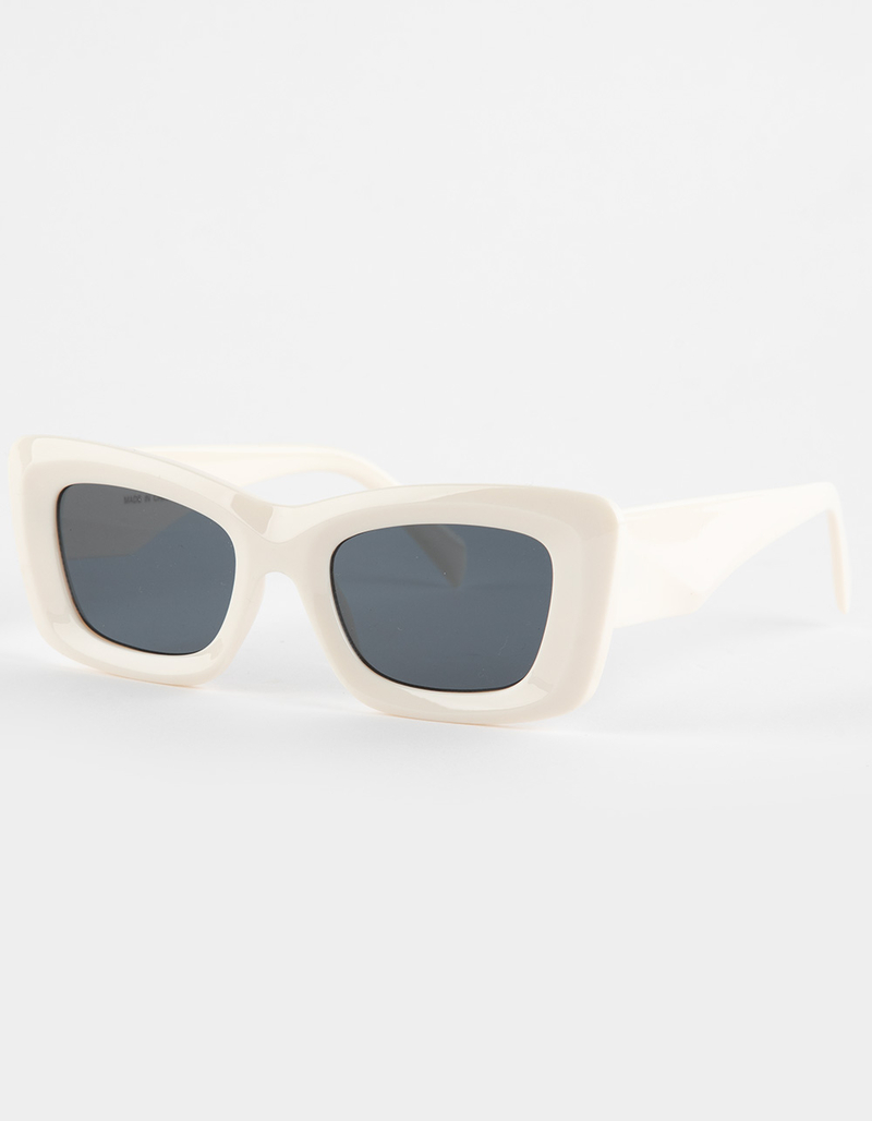 RSQ Oversized Square Sunglasses image number 0