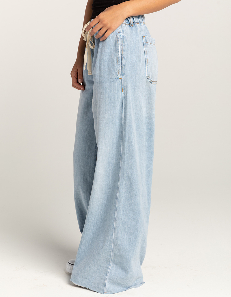 RSQ Womens Mid Rise Tie Front Denim Wide Leg Jeans image number 2