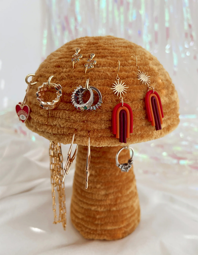 GOLDEN HOUR Velvet Mushroom Jewelry Holder image number 1